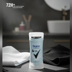 Degree Women UltraClear Black+White Antiperspirant Deodorant